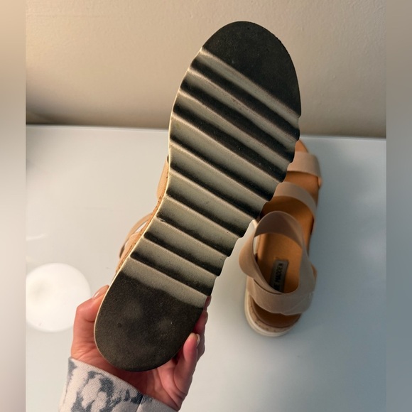 Steve Madden Bandi Sandal - Picture 5 of 6